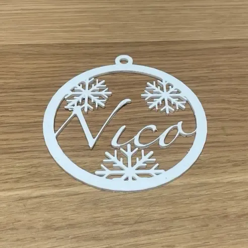 Bola de navidad nombre Nico