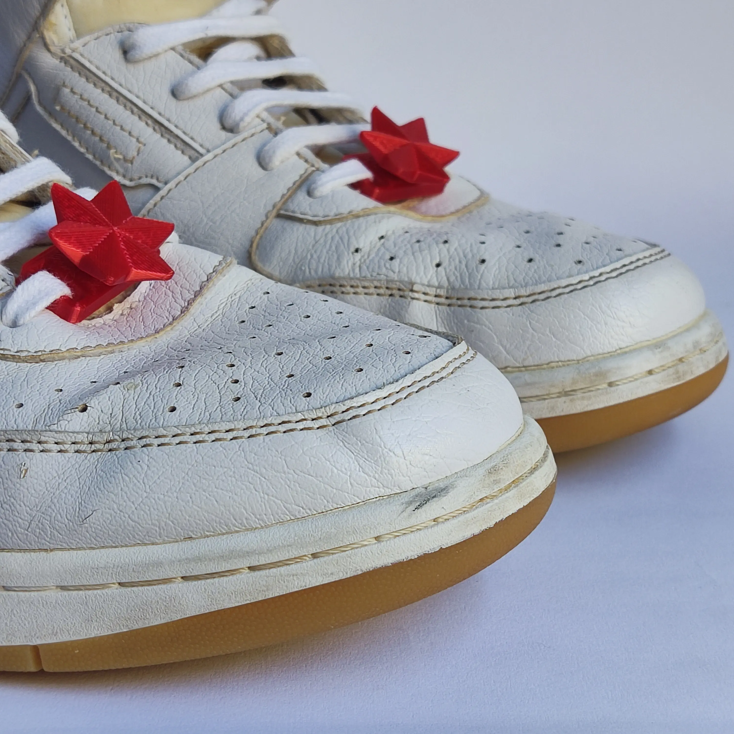 shoelace star buckle