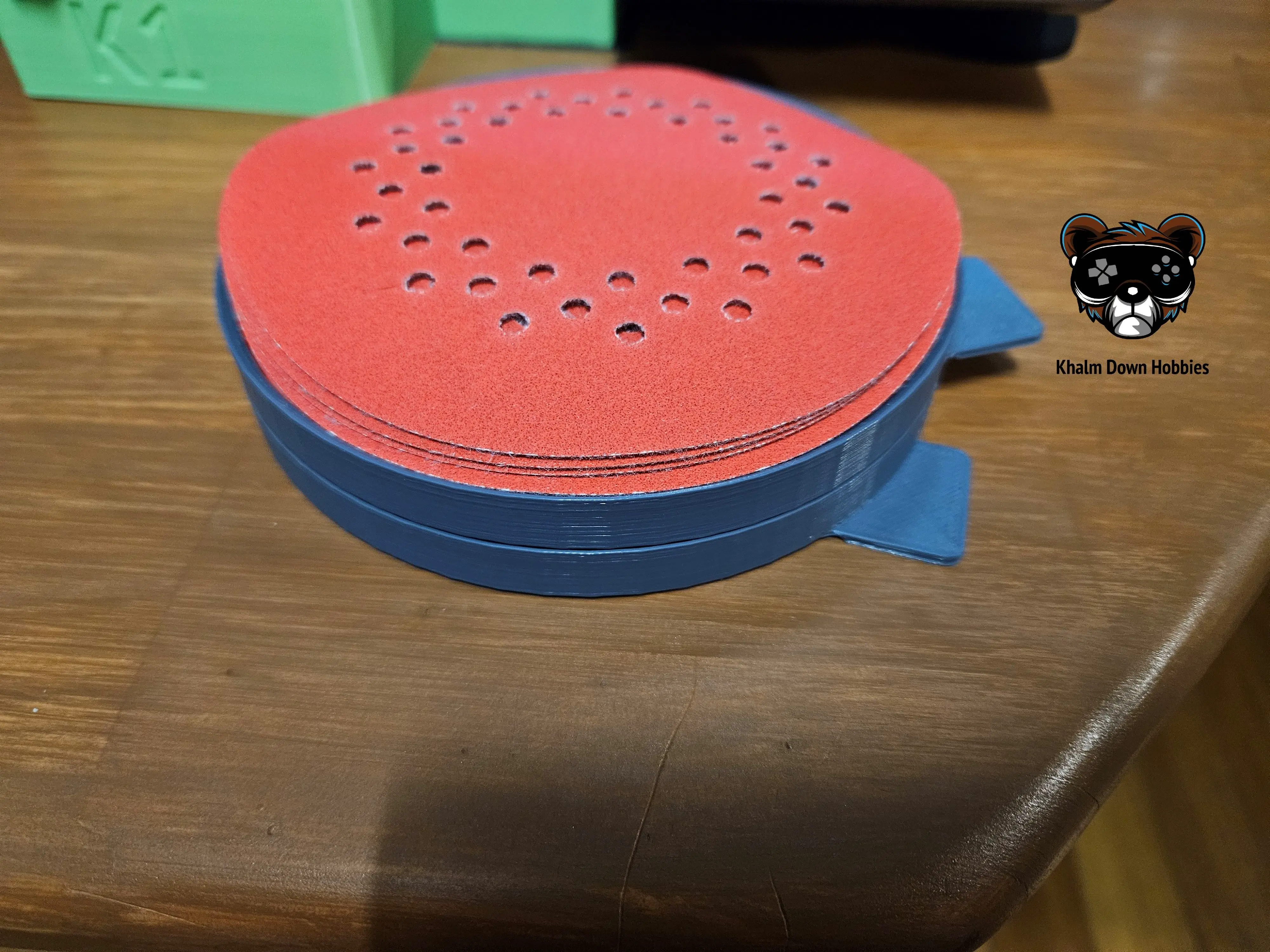 125mm (5”) stackable circular sanding pad (disc) holder