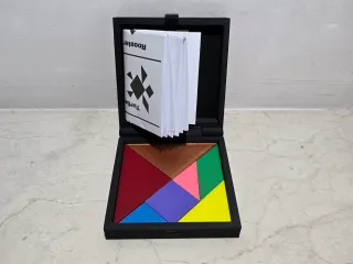 Tangram puzzle