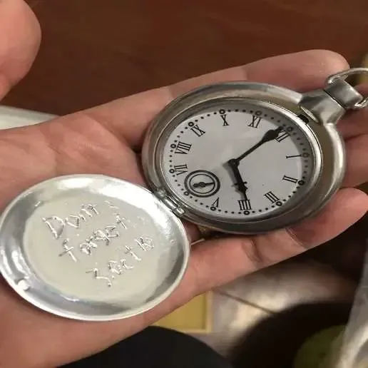 Reloj de plata Full Metal Alchemist