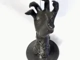 MONSTER HAND STAND-3