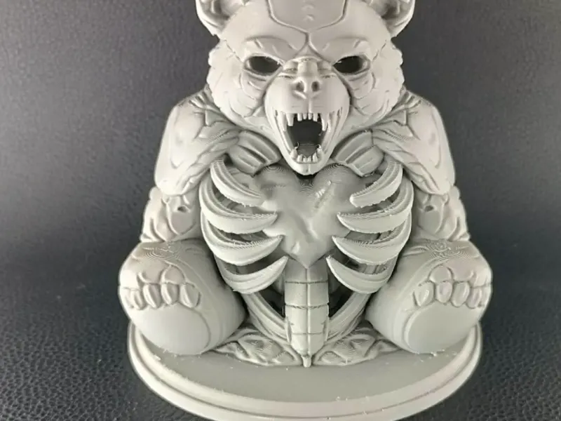 Oso del amor espeluznante – Decoración gótica de San Valentín