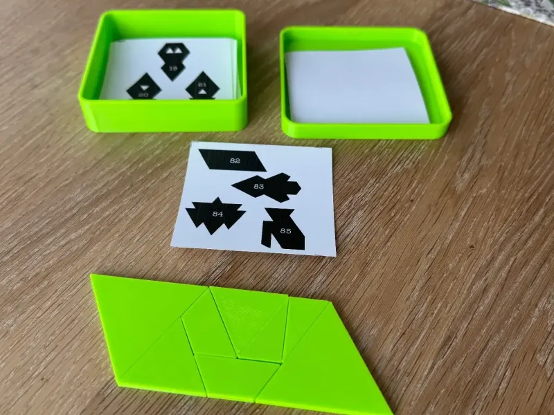Tangram like puzzle / brain teaser