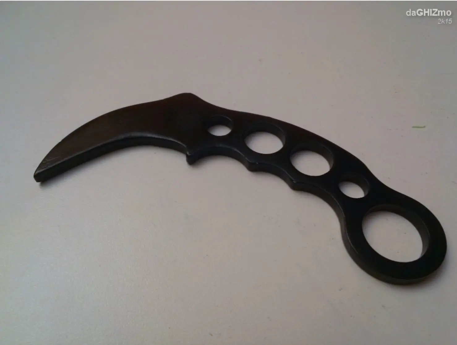 TRAINING KARAMBIT