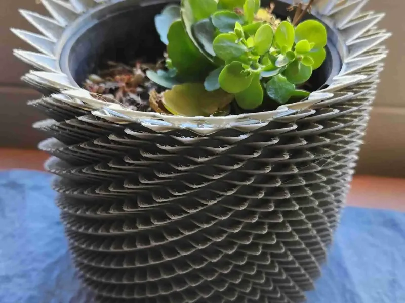 Porte-pot en forme de succulente
