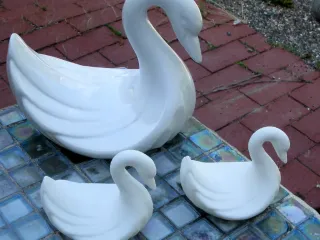 Ceramic Swan