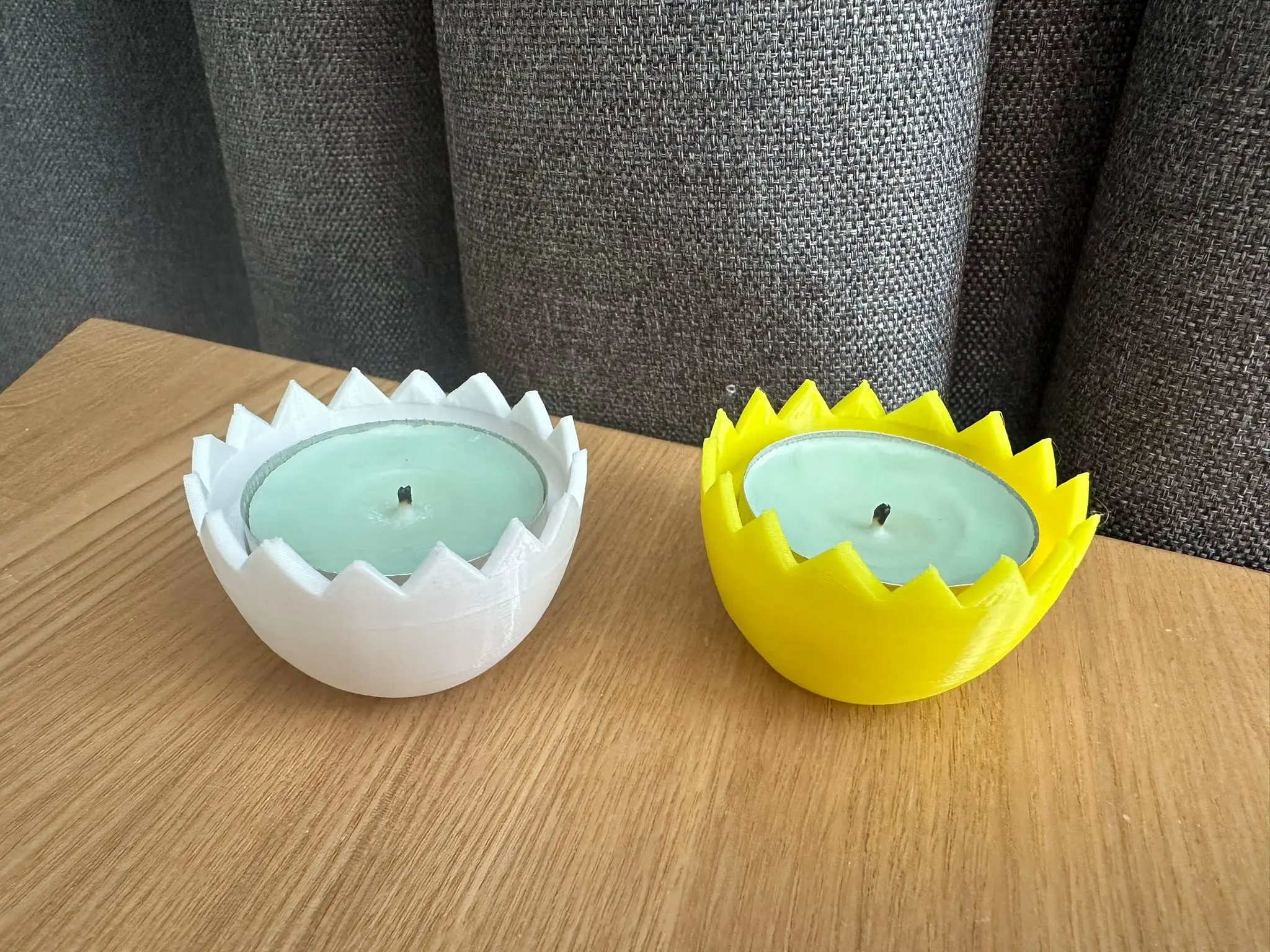 Easter egg tea light candle holder