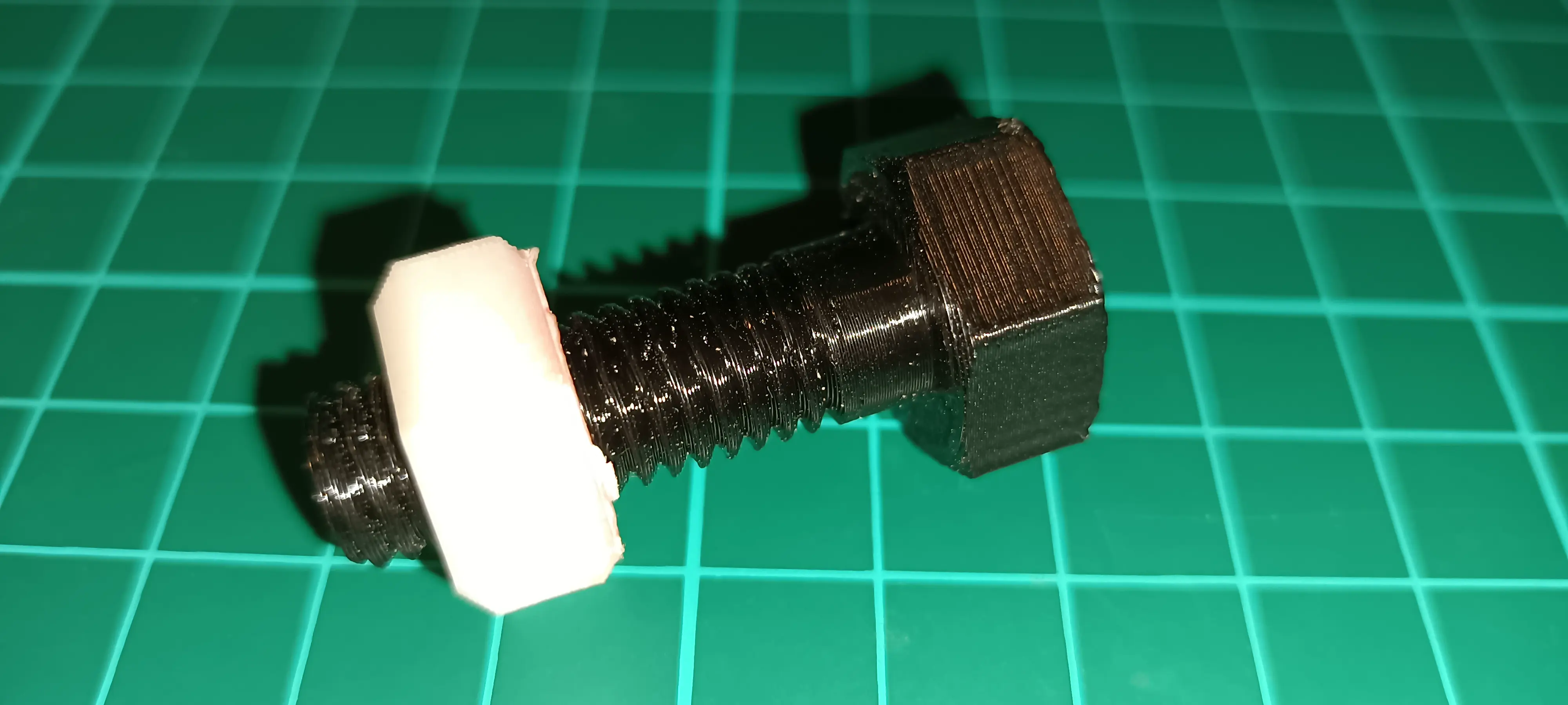 Tornillo M10. l30