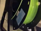 Simple but sturdy spool holder (two sizes)-0