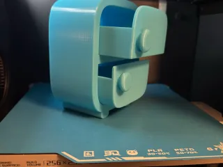 Mini fridge storage