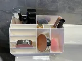 Makeup box-1