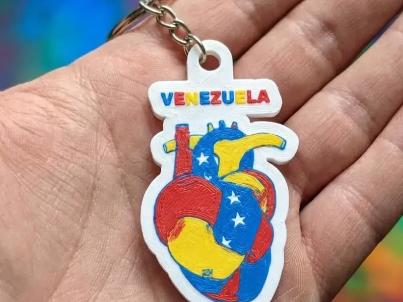 llavero corazon de venesuela  libre