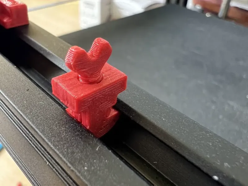 LOCKABLE Rhombusmutter für Creality Kamerahalter auf Ender 5