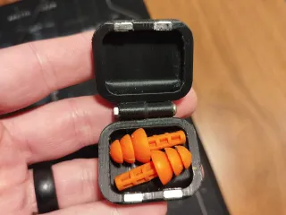Rounded Magnetic Earplug Holder