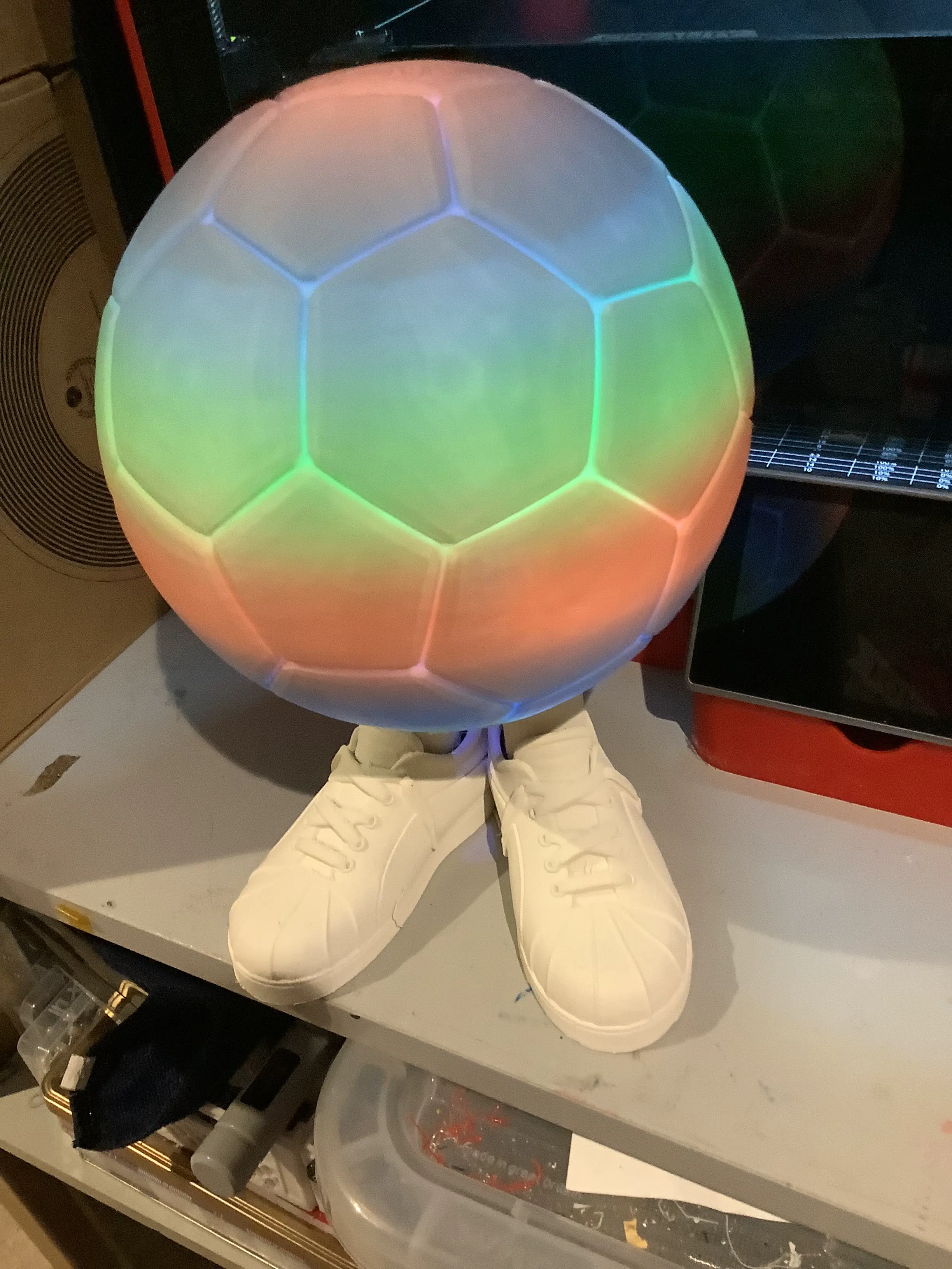 Shoe light ball