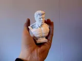 Red Hulk Marvel Bust-1