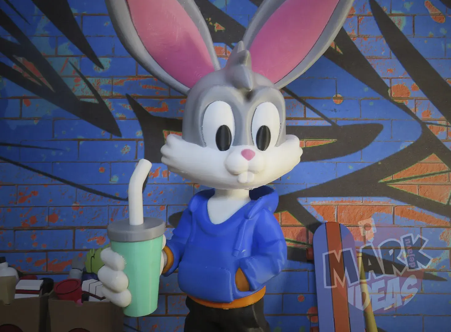 BUGS BUNNY URBAN STYLE