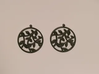 Round Leaf Earrings
