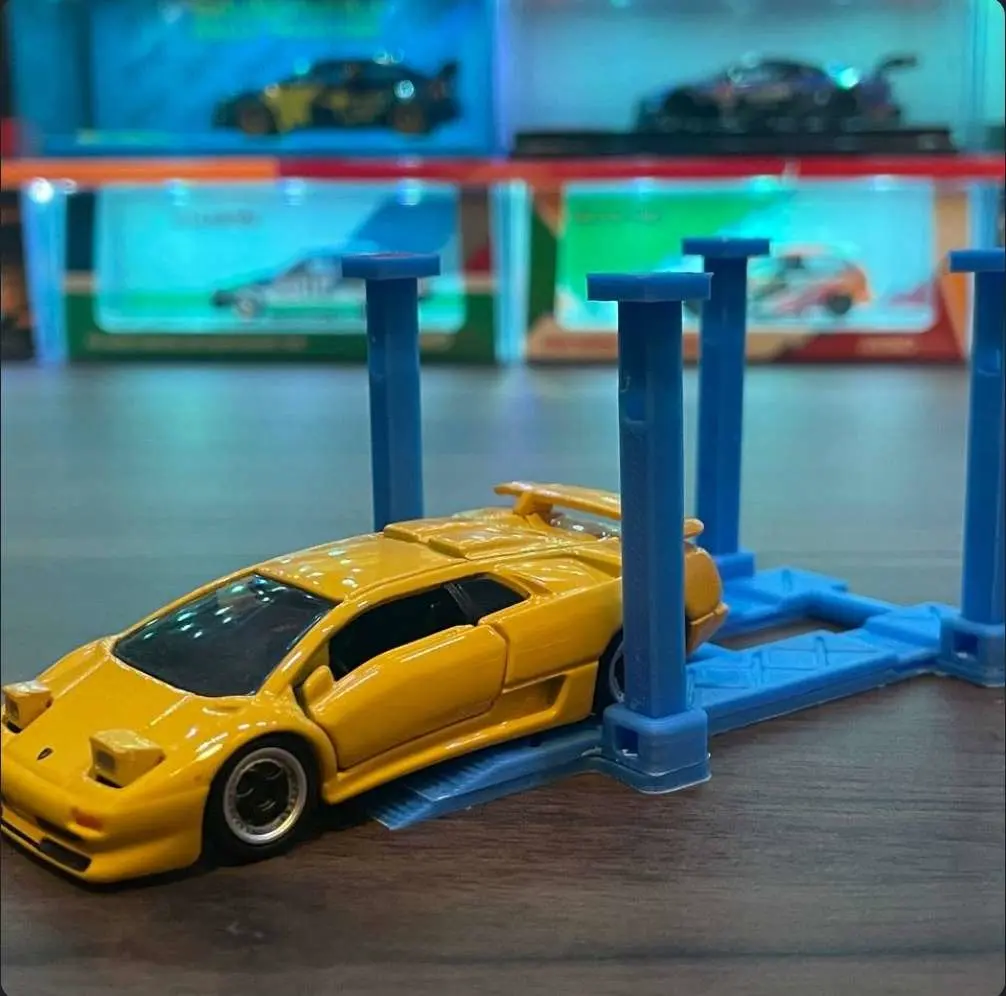 Ascensore per auto Hotwheels