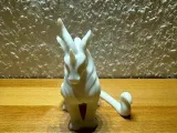Einhorn Statue-1