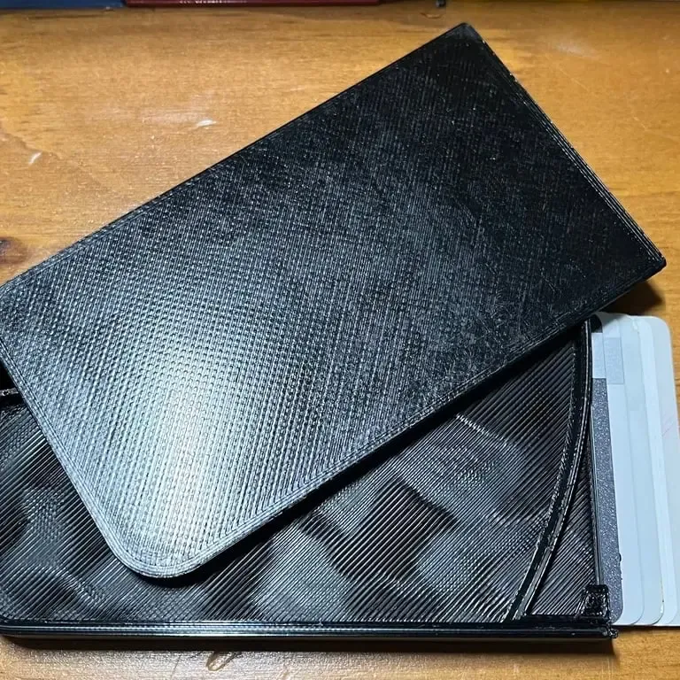 click and close wallet