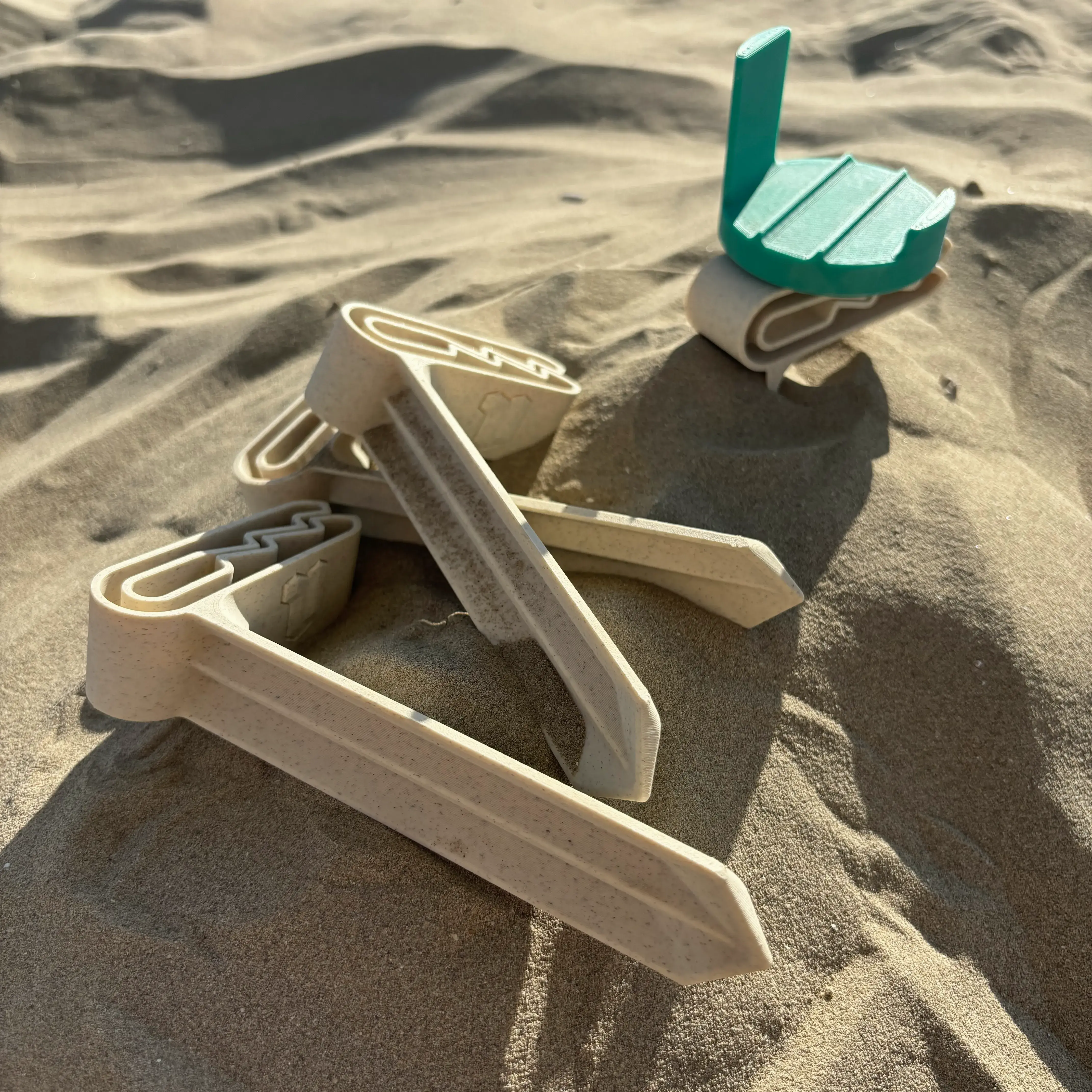 Customizable beach towel clip