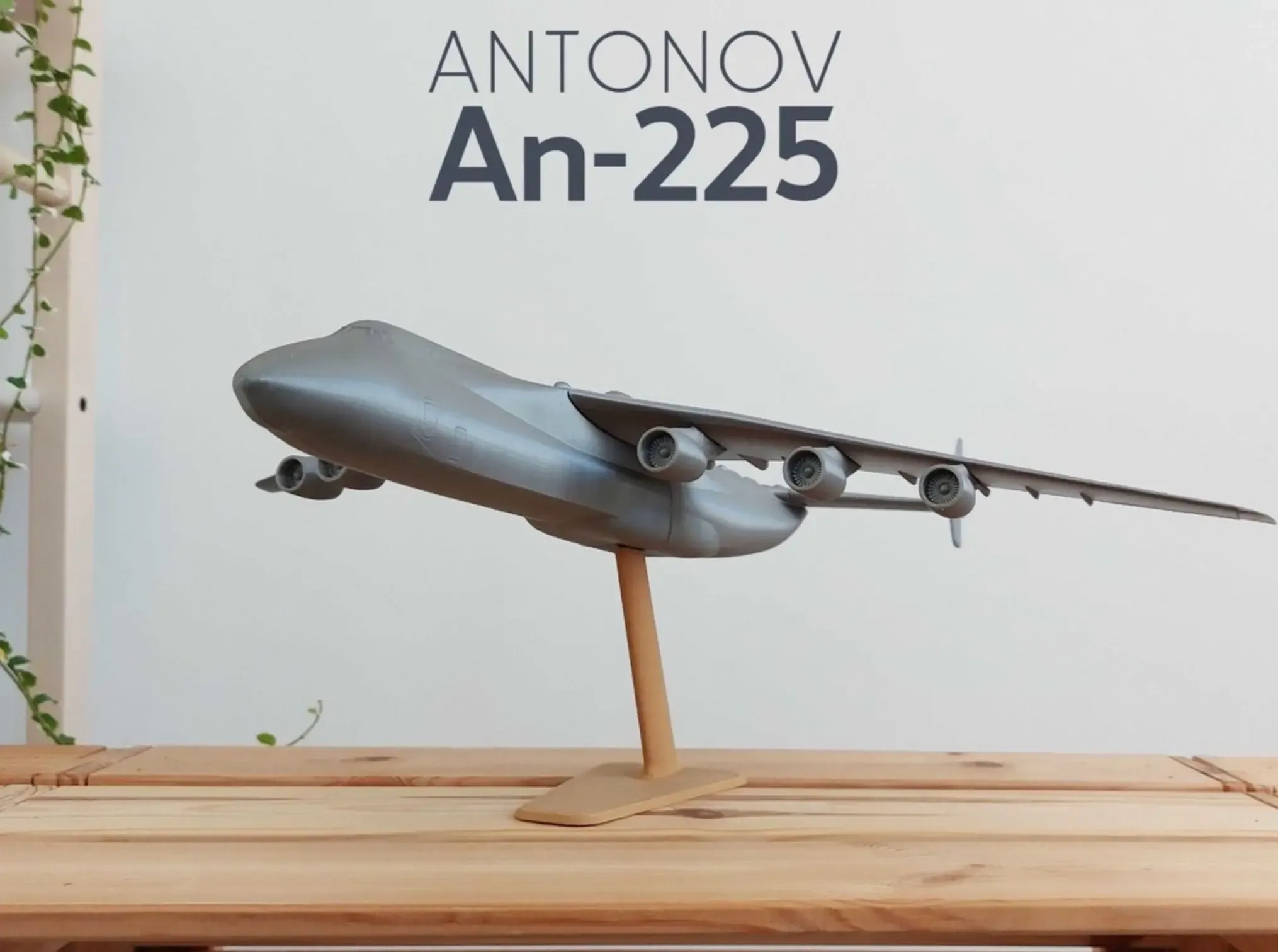 Antonov An-225 Mriya 1:200