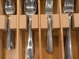 Simple Cutlery holder