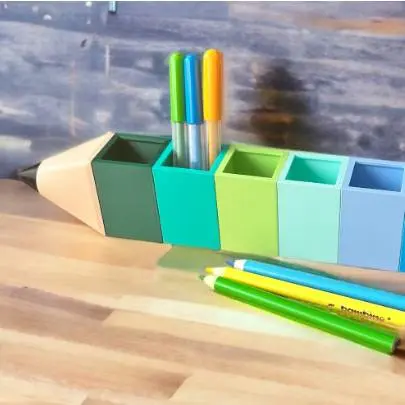Crayon-shaped crayon box