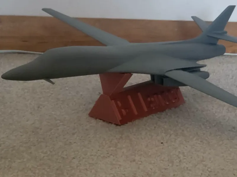 B-1 Lancer w/sweep wings