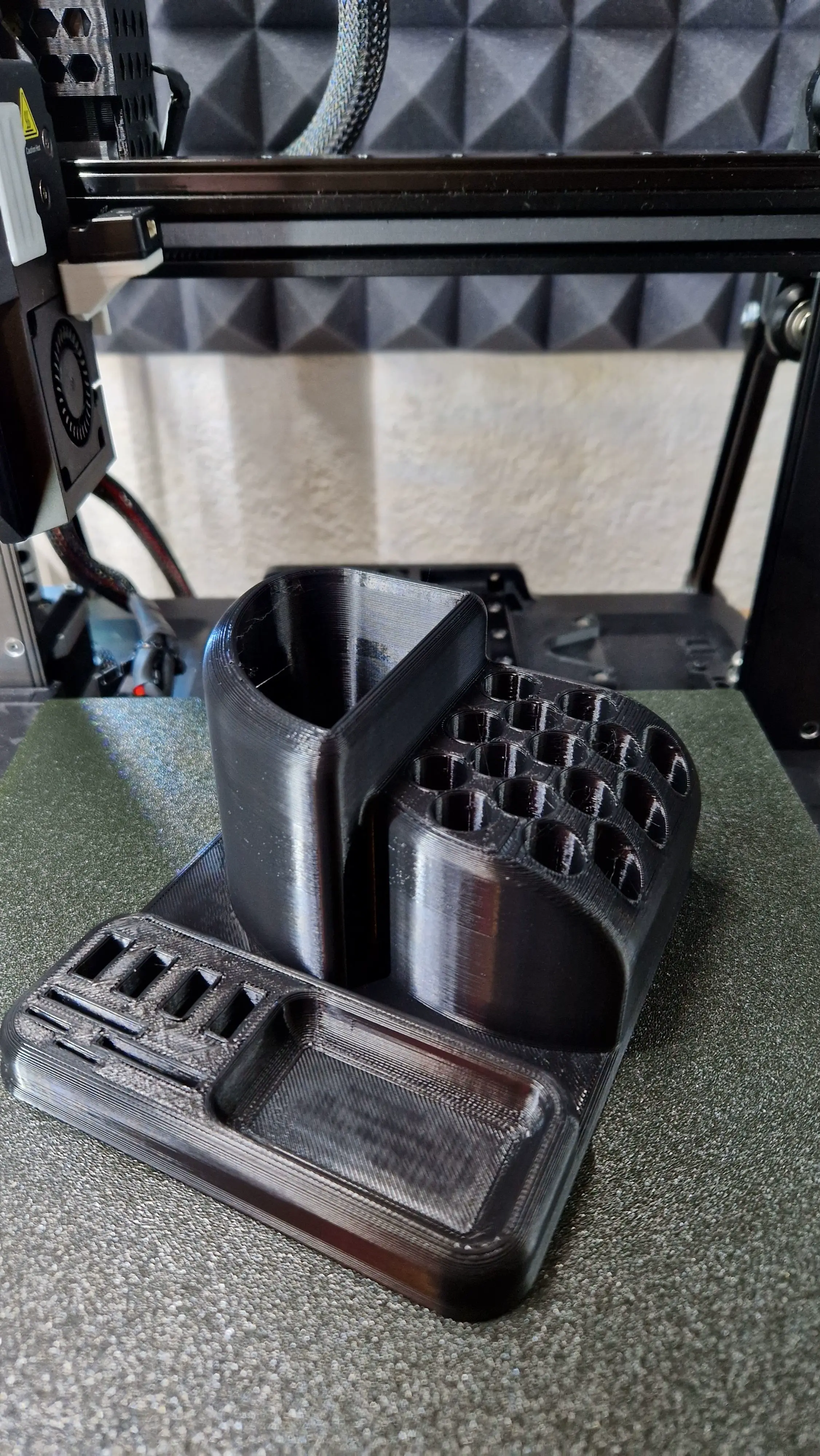 Desktop organizer