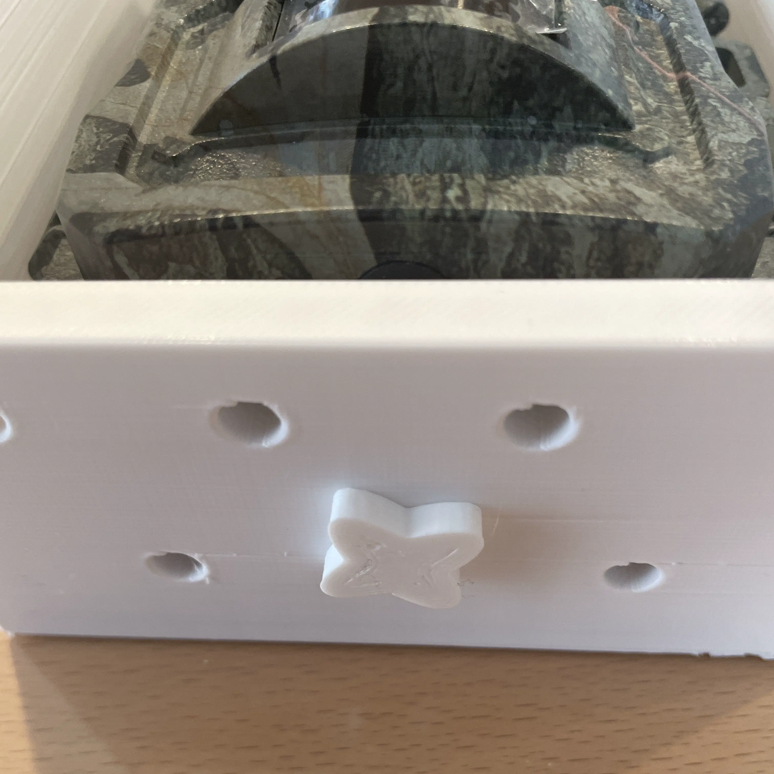 Rain cover for trail camera（K&F Concept　24MP 1296P/30fps)