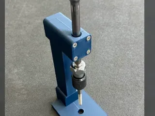 Vertical Tap Holder - Threaded Guide