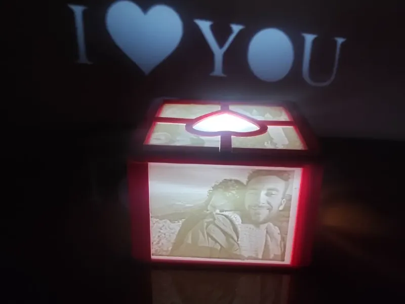 CAJA litófana con letras murales personalizadas