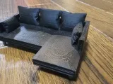Miniature sofas and cushions -3
