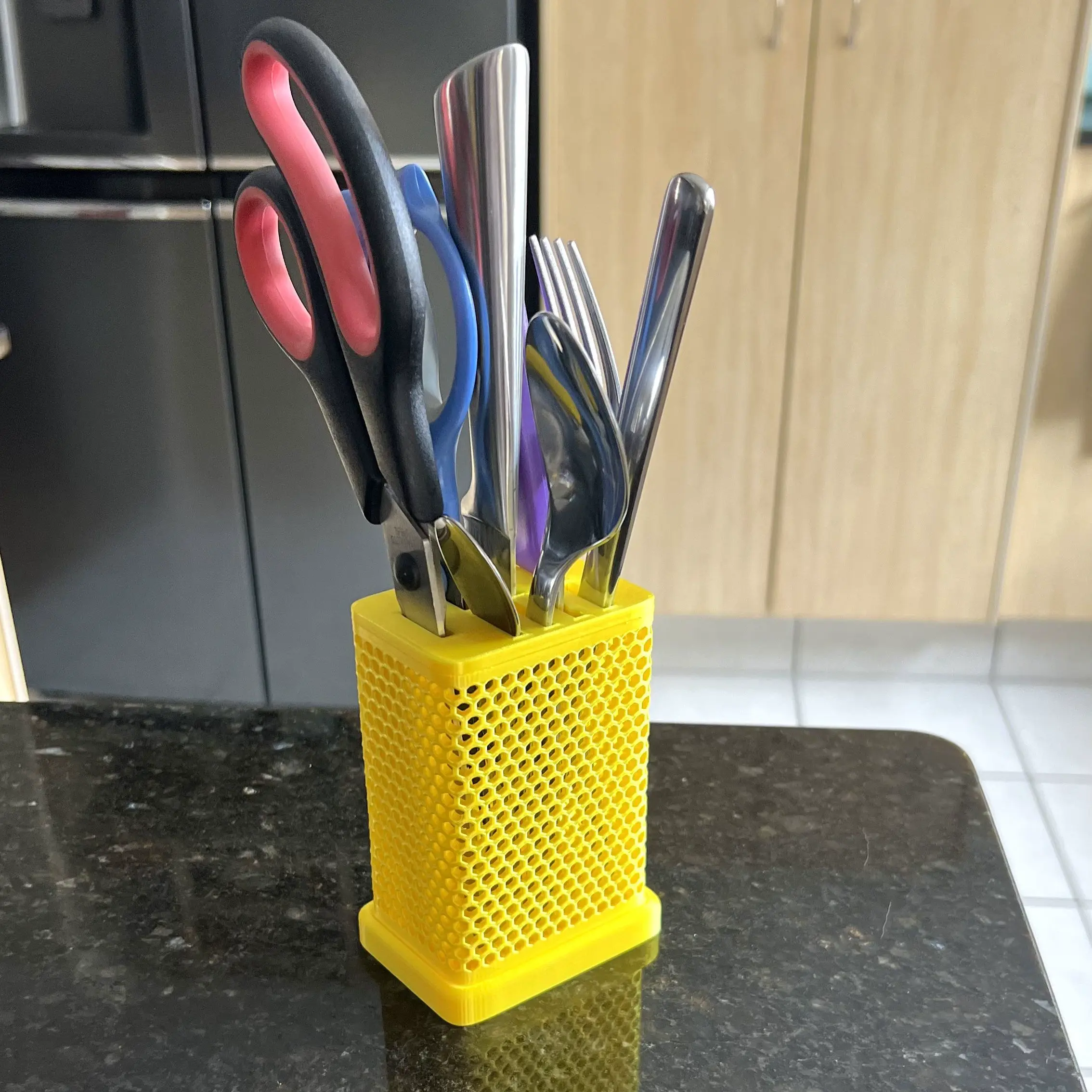 Honeycomb dish rack