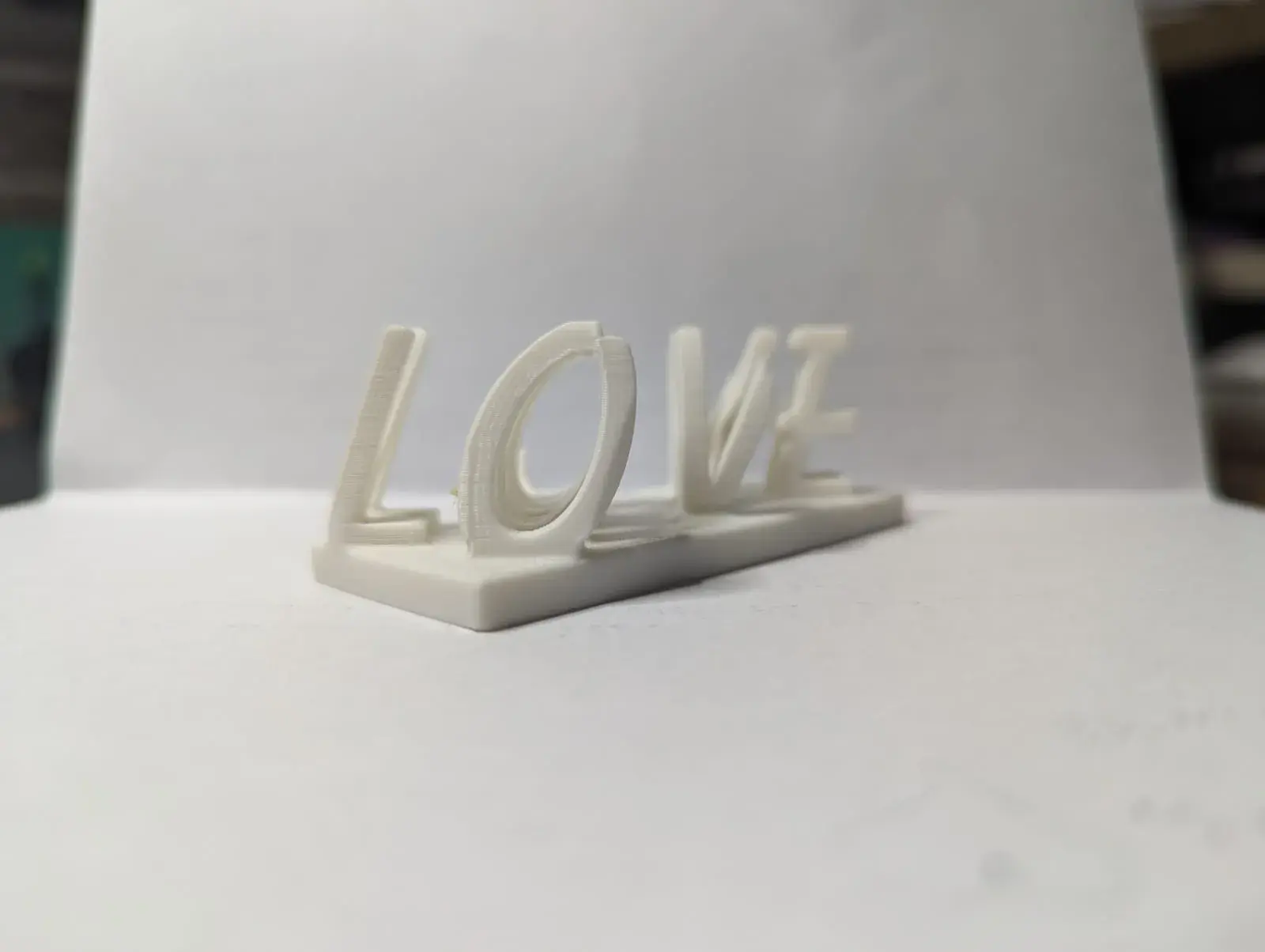 Love Mom sculpture