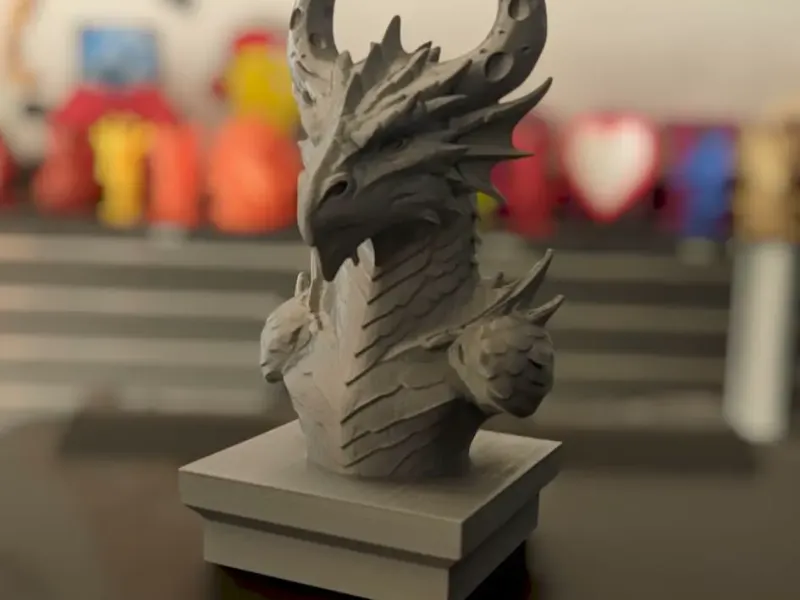 Busto del Drago Lunare