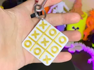 tic tac toe keychain