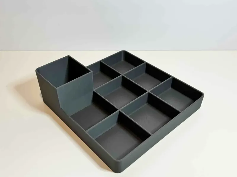 Paint Palette with water cup