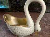 Swan Pot-0