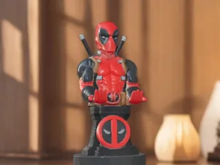 Deadpool Holder (Mobile/Controller)
