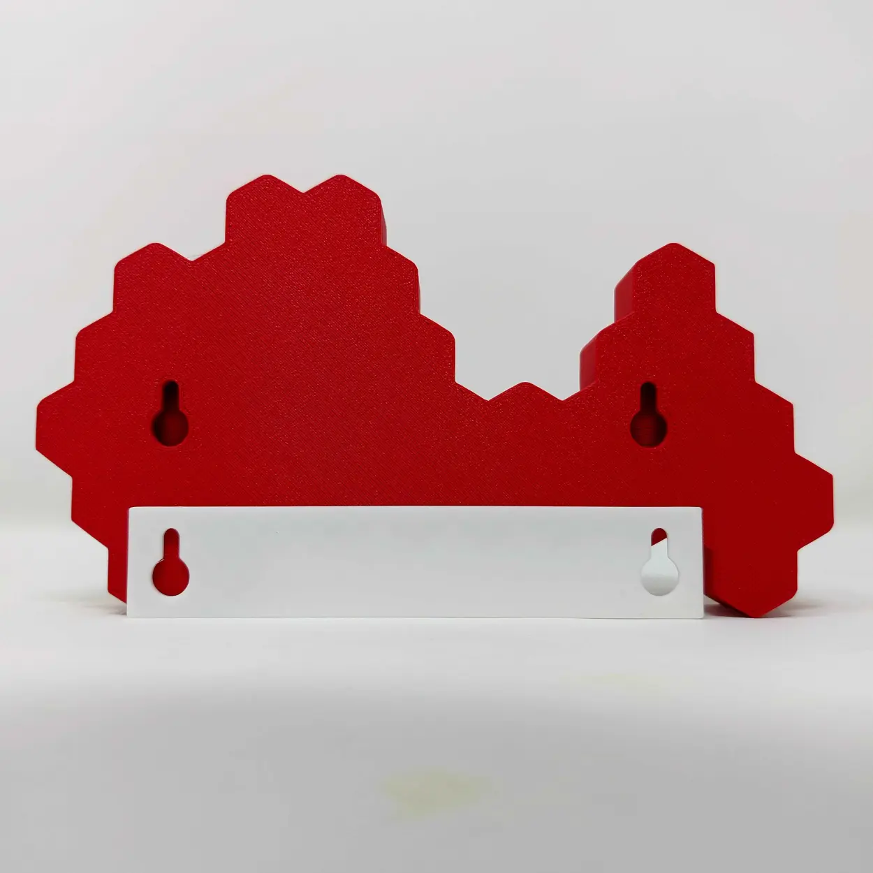 WALL-MOUNTED HONEYCOMB KEY ORGANIZER WITH STYLISH KEYCHAIN