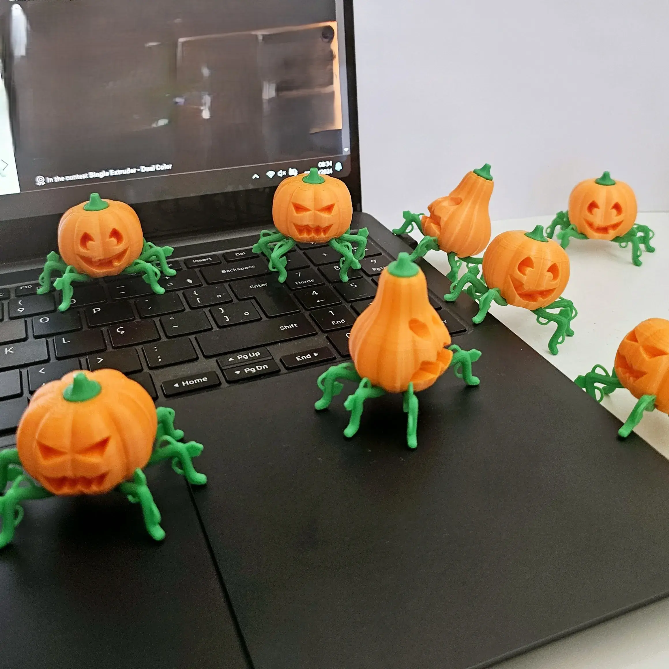 Tiny Crawling Pumpkins