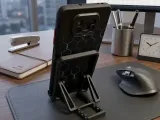Smartphone stand (simple print, no supports)-4
