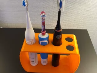 Toothbrush holder