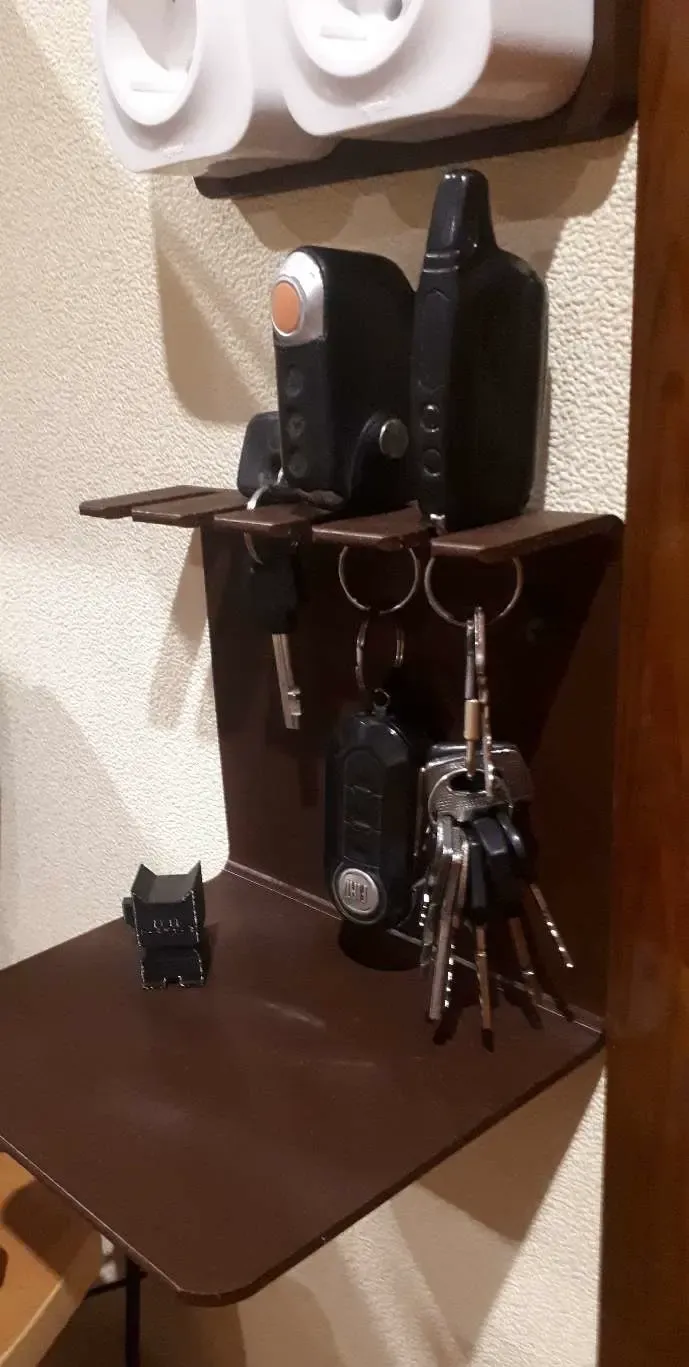 Car keys wall shelf
