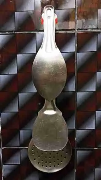 Vacuum hook
