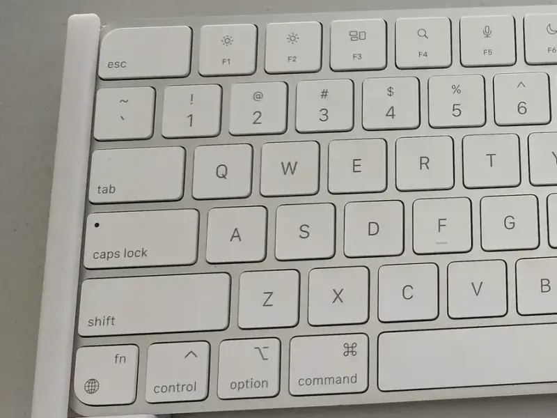 Apple-Tastatur-Wandhalterung (Tastatur im neuen Stil)